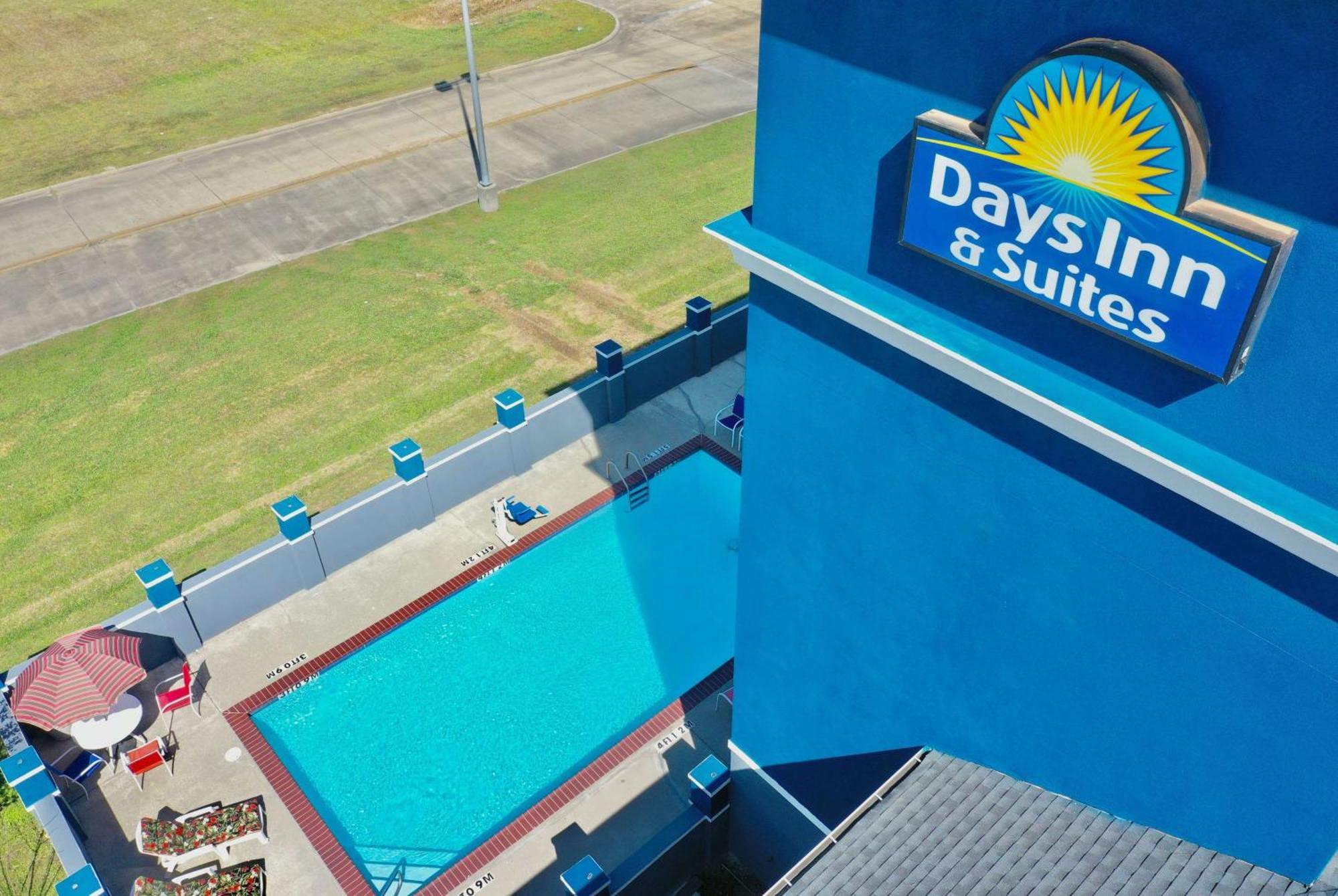 Days Inn & Suites By Wyndham Thibodaux Exterior photo