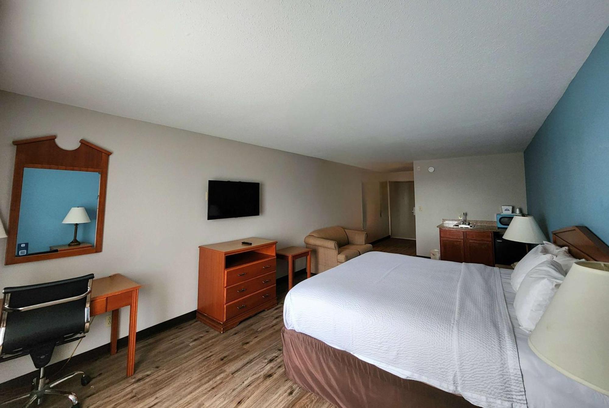 Days Inn & Suites By Wyndham Thibodaux Exterior photo