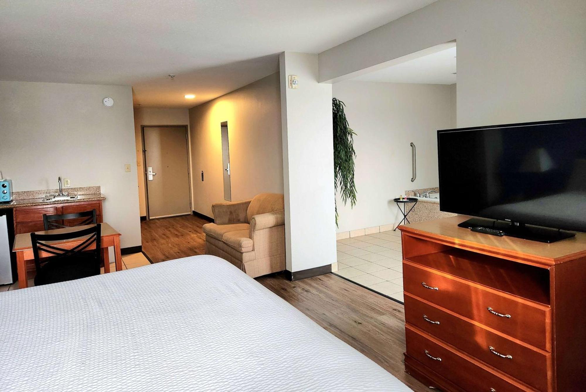 Days Inn & Suites By Wyndham Thibodaux Exterior photo