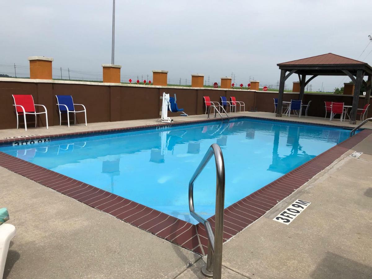 Days Inn & Suites By Wyndham Thibodaux Exterior photo